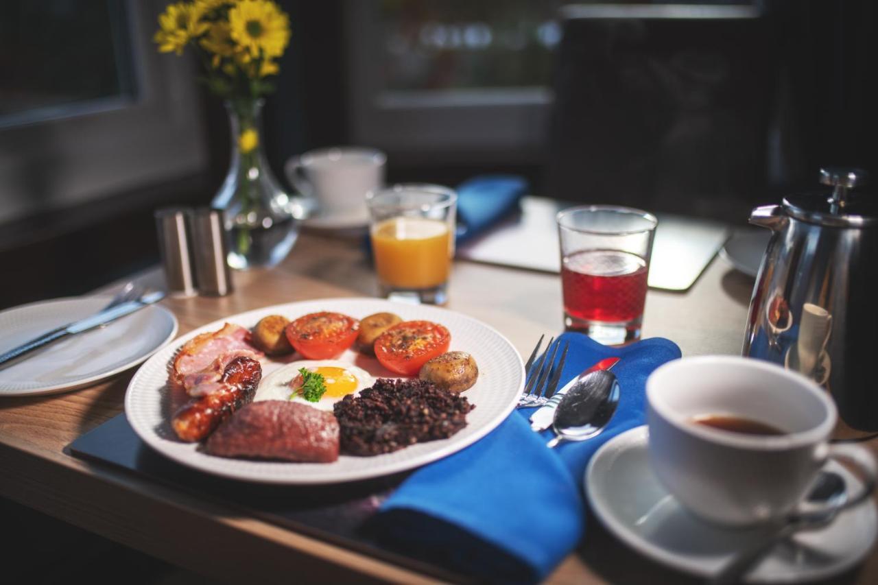 เดอะ สปีย์ Bed & Breakfast Grantown-on-Spey ภายนอก รูปภาพ